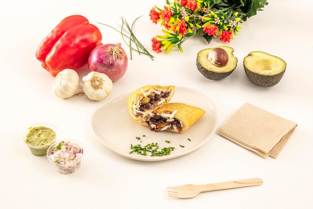 Taliz z kolorowym jedzeniem